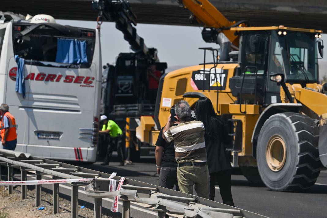 Ankara'daki otobüs faciasında ölü sayısı 11’e çıktı 17